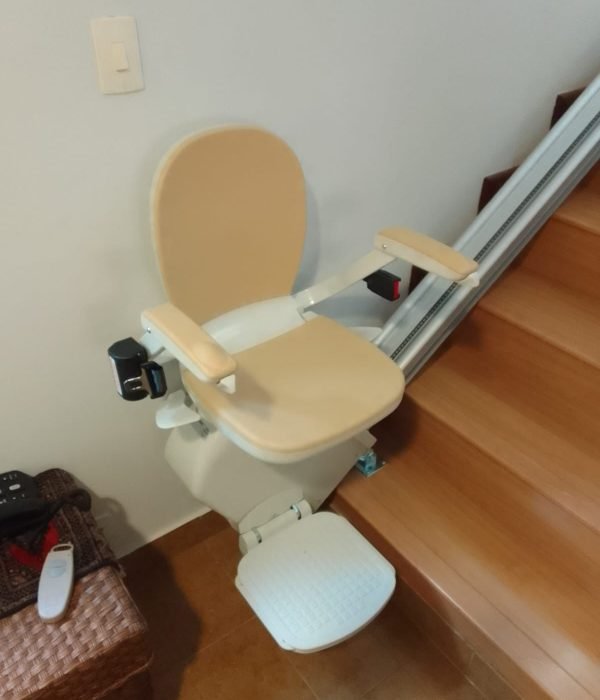 cadeira-elevador-escada-reta